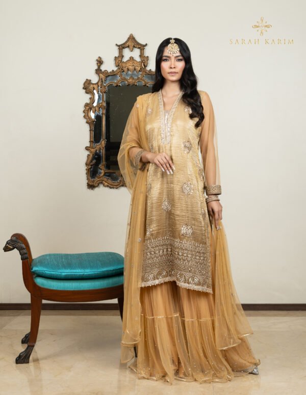 Gold crushed silk gotapatti 3 piece-set 1