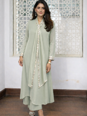 Long shirt with tissue scarf and sequins work