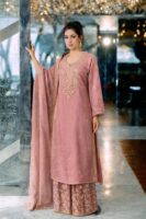 Tissue and brocade set