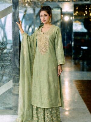 Tissue and brocade set