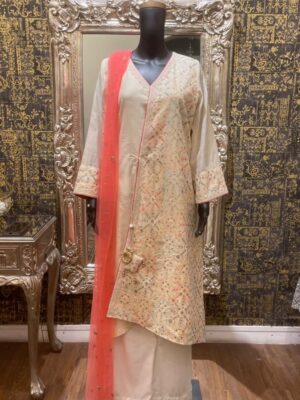 Cotton kameez set with thread work and tassels